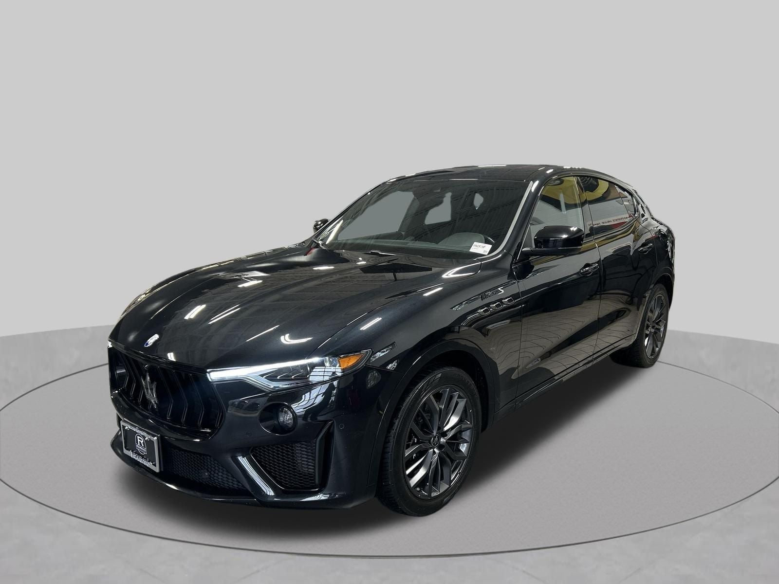 2023 Maserati Levante Modena S V8