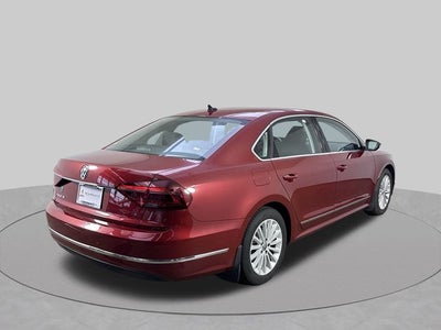 2017 Volkswagen Passat 1.8T SE
