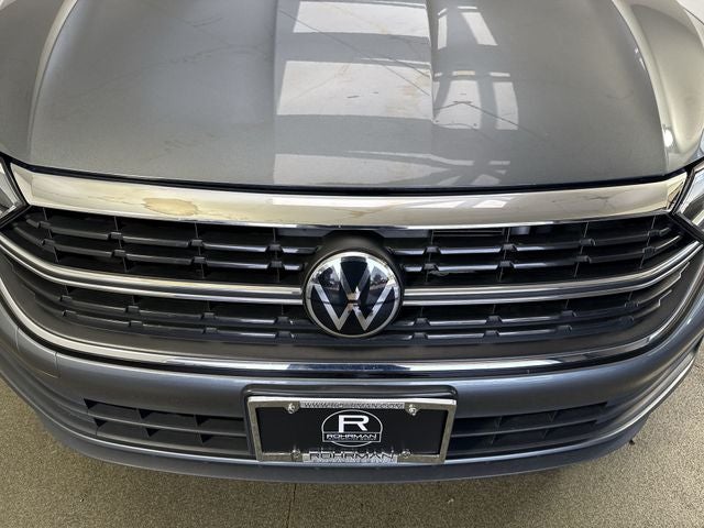 2023 Volkswagen Jetta SE
