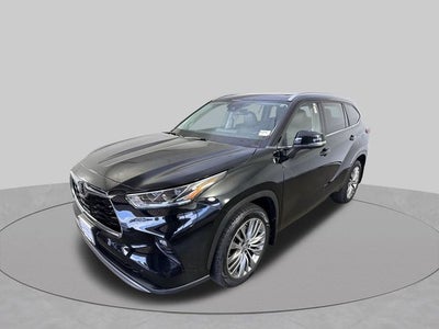 2023 Toyota Highlander L