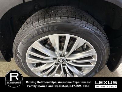 2023 Toyota Highlander L