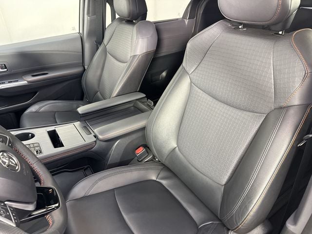 2022 Toyota Sienna XSE