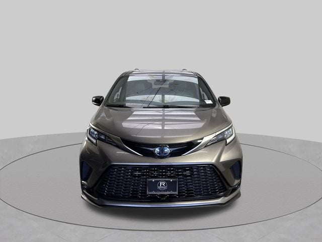 2022 Toyota Sienna XSE