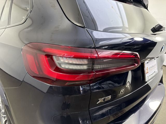 2021 BMW X5 M50i