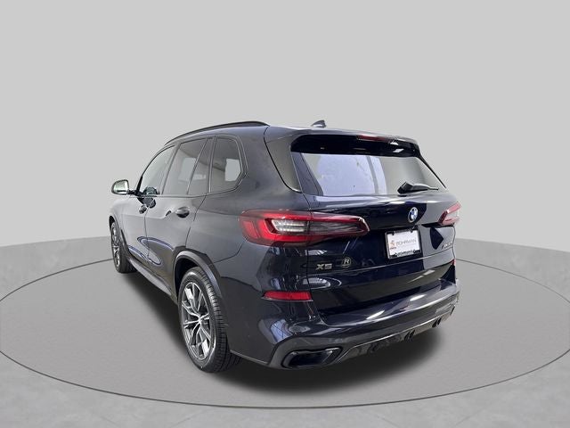 2021 BMW X5 M50i