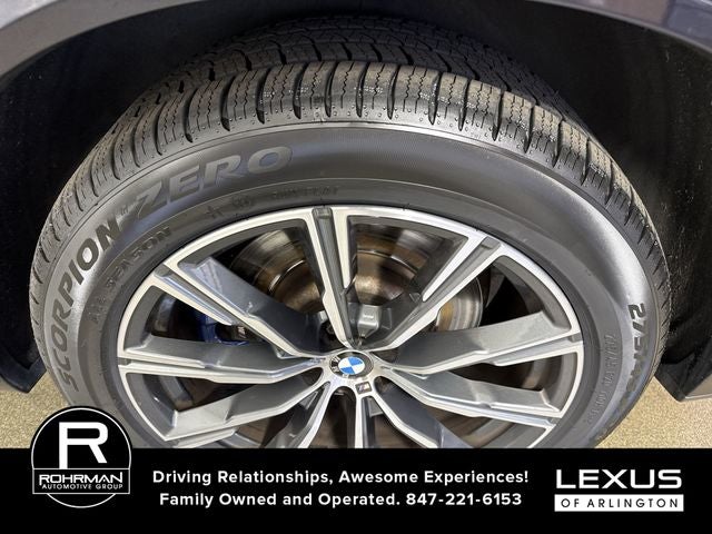 2021 BMW X5 M50i