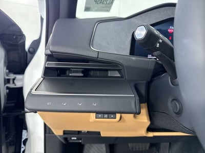 2026 Lexus ES ES 500e Luxury