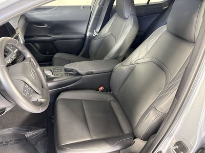 2025 Lexus UX 300h UX 300h F SPORT Design