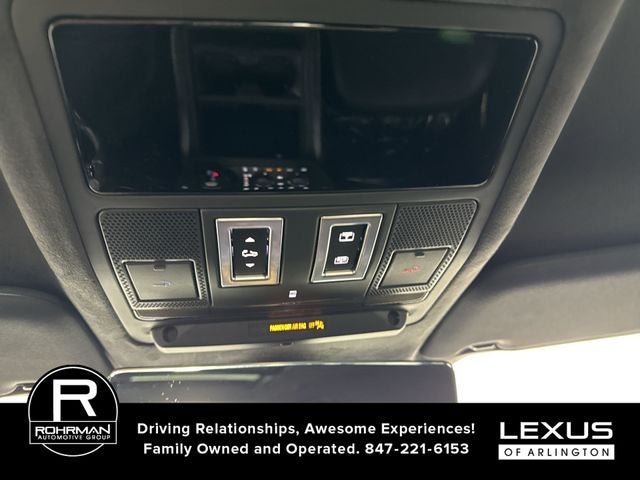 2025 Land Rover Defender 110 OCTA