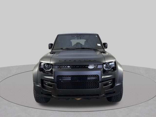 2025 Land Rover Defender 110 OCTA