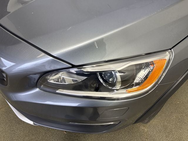 2016 Volvo S60 Cross Country T5 Platinum