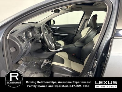 2016 Volvo S60 Cross Country T5 Platinum
