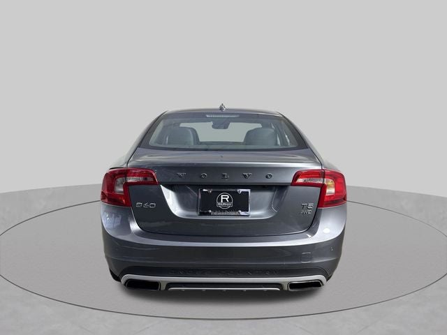 2016 Volvo S60 Cross Country T5 Platinum