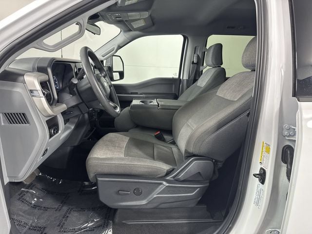 2026 Ford F-350SD XLT DRW