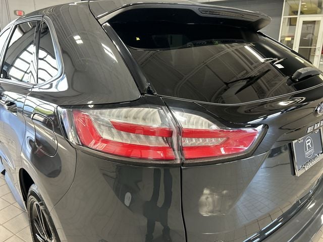 2021 Ford Edge ST Line