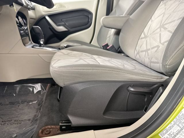 2013 Ford Fiesta SE
