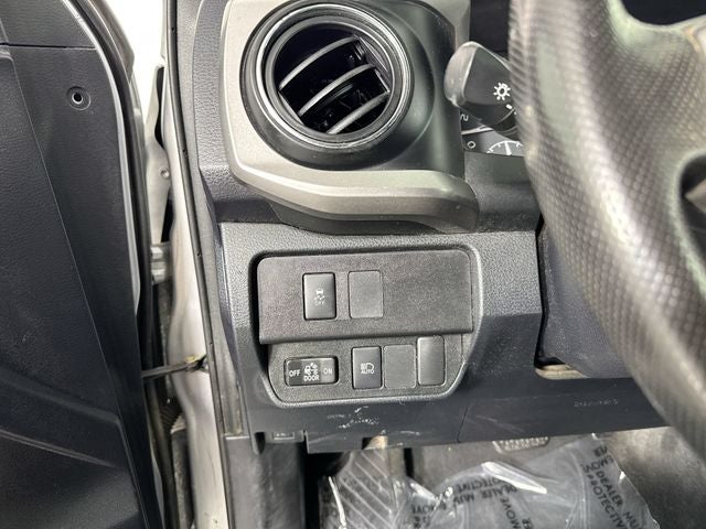 2020 Toyota Tacoma SR5 V6