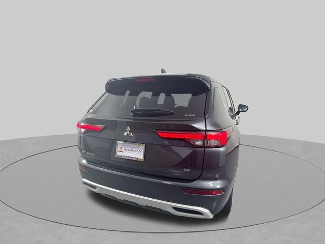 2024 Mitsubishi Outlander SE