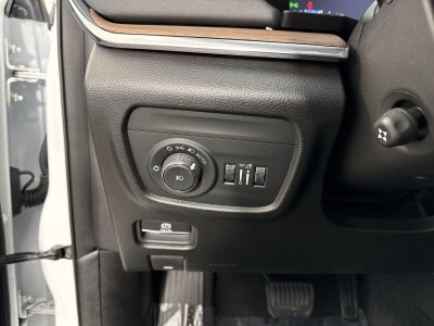 2024 Jeep Grand Cherokee Summit