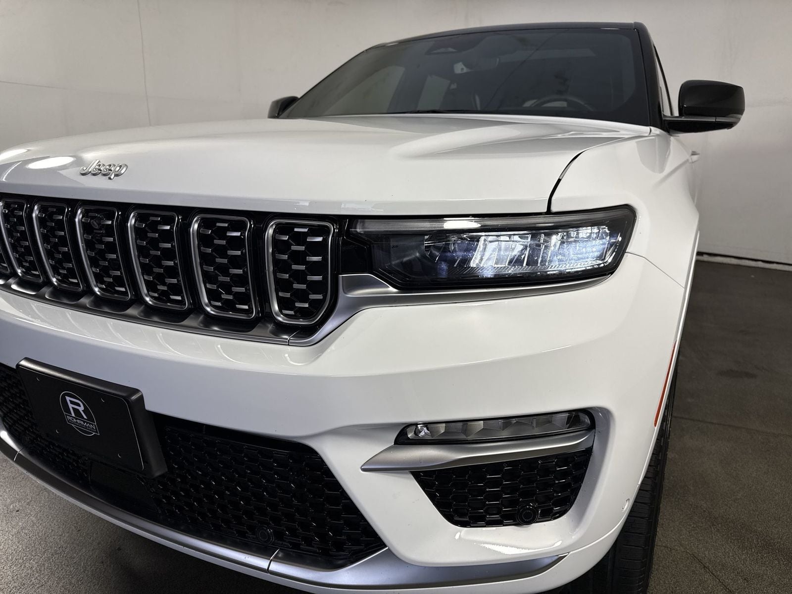 2024 Jeep Grand Cherokee Summit