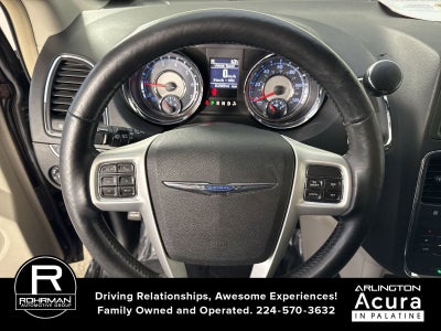 2015 Chrysler Town & Country Touring-L