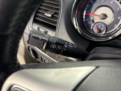 2015 Chrysler Town & Country Touring-L