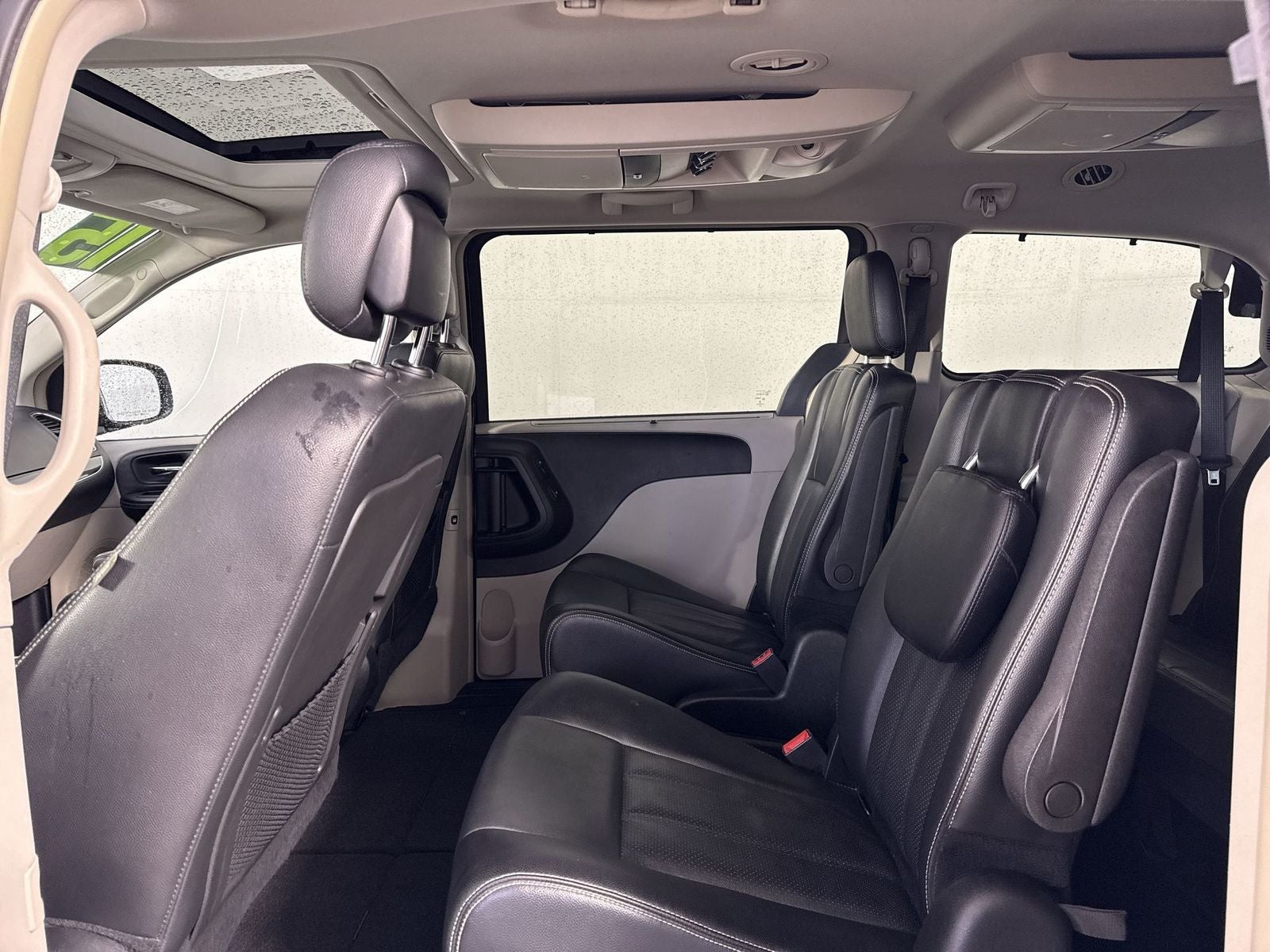 2015 Chrysler Town & Country Touring-L
