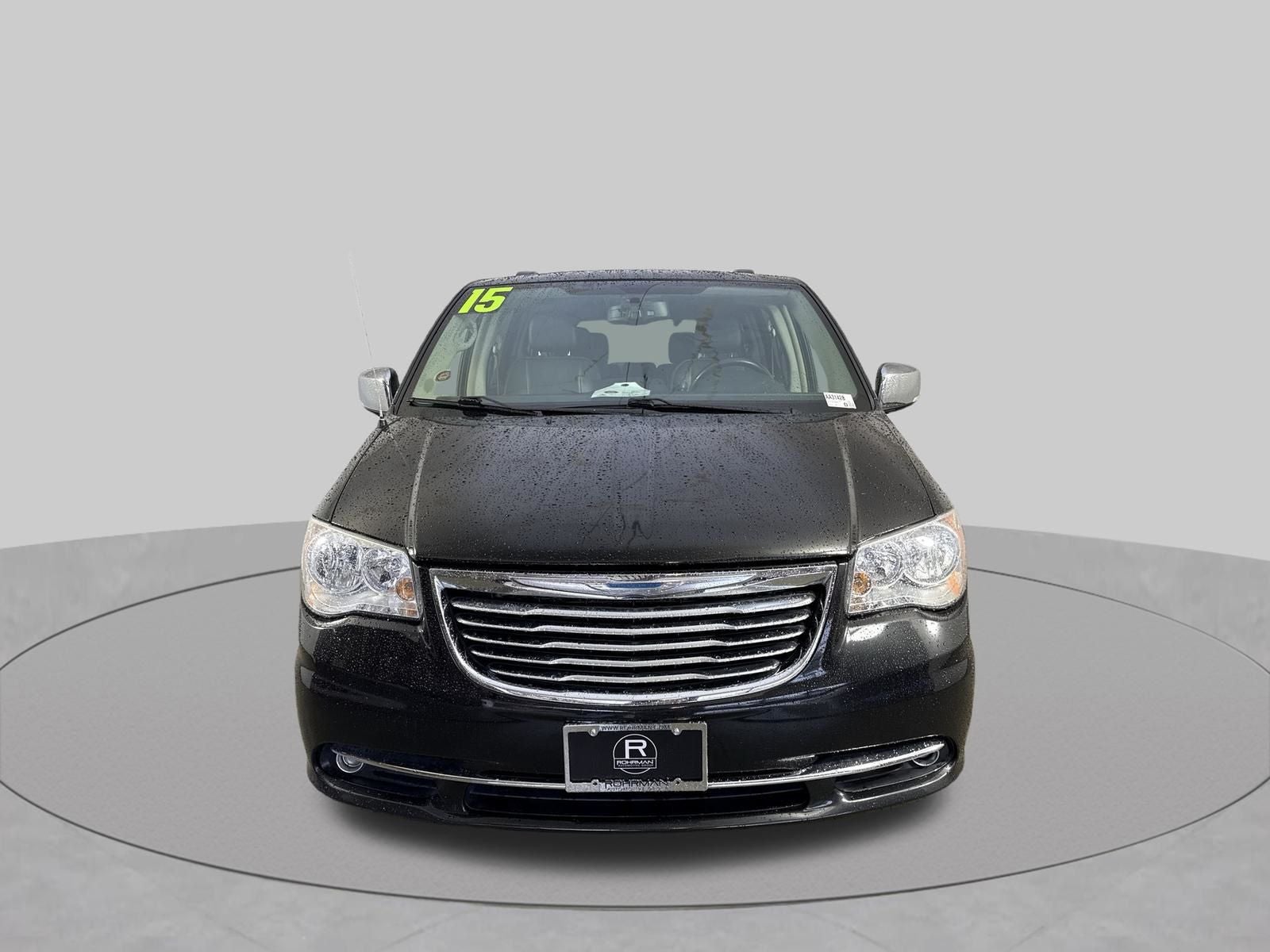 2015 Chrysler Town & Country Touring-L