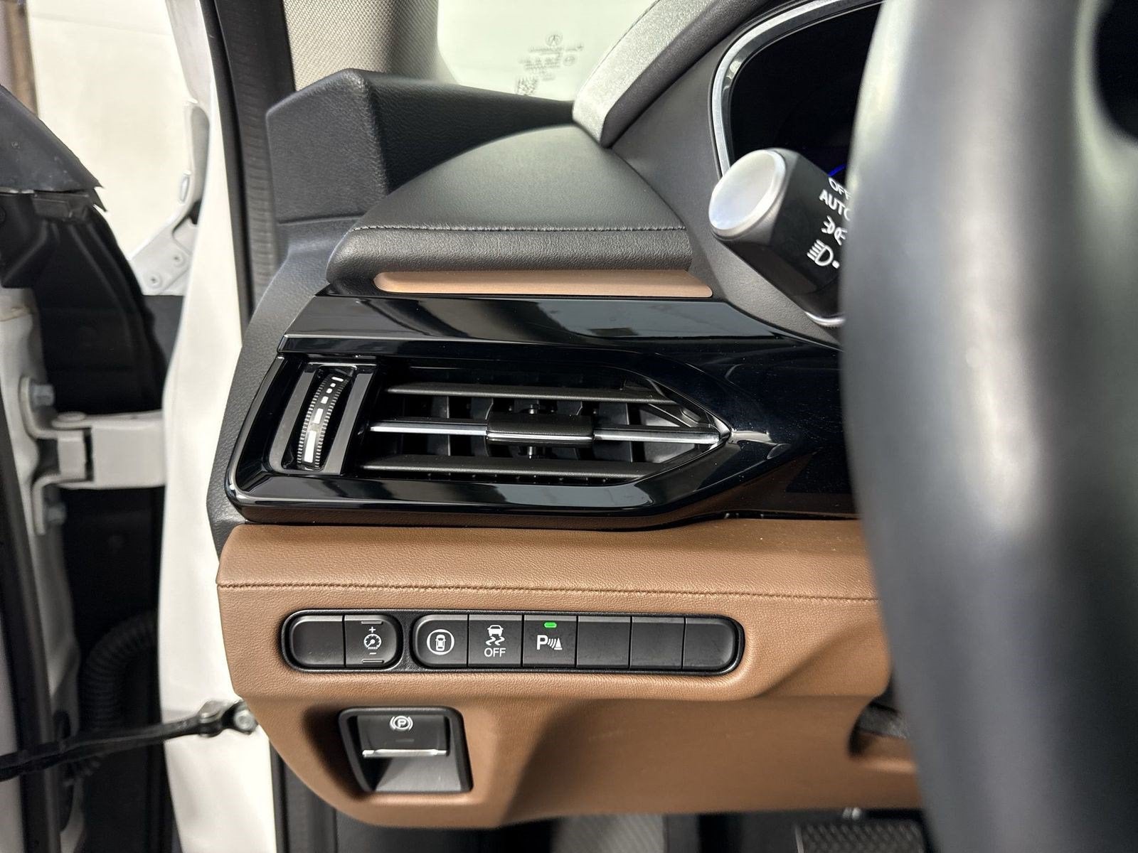 2024 Acura MDX SH-AWD TECH
