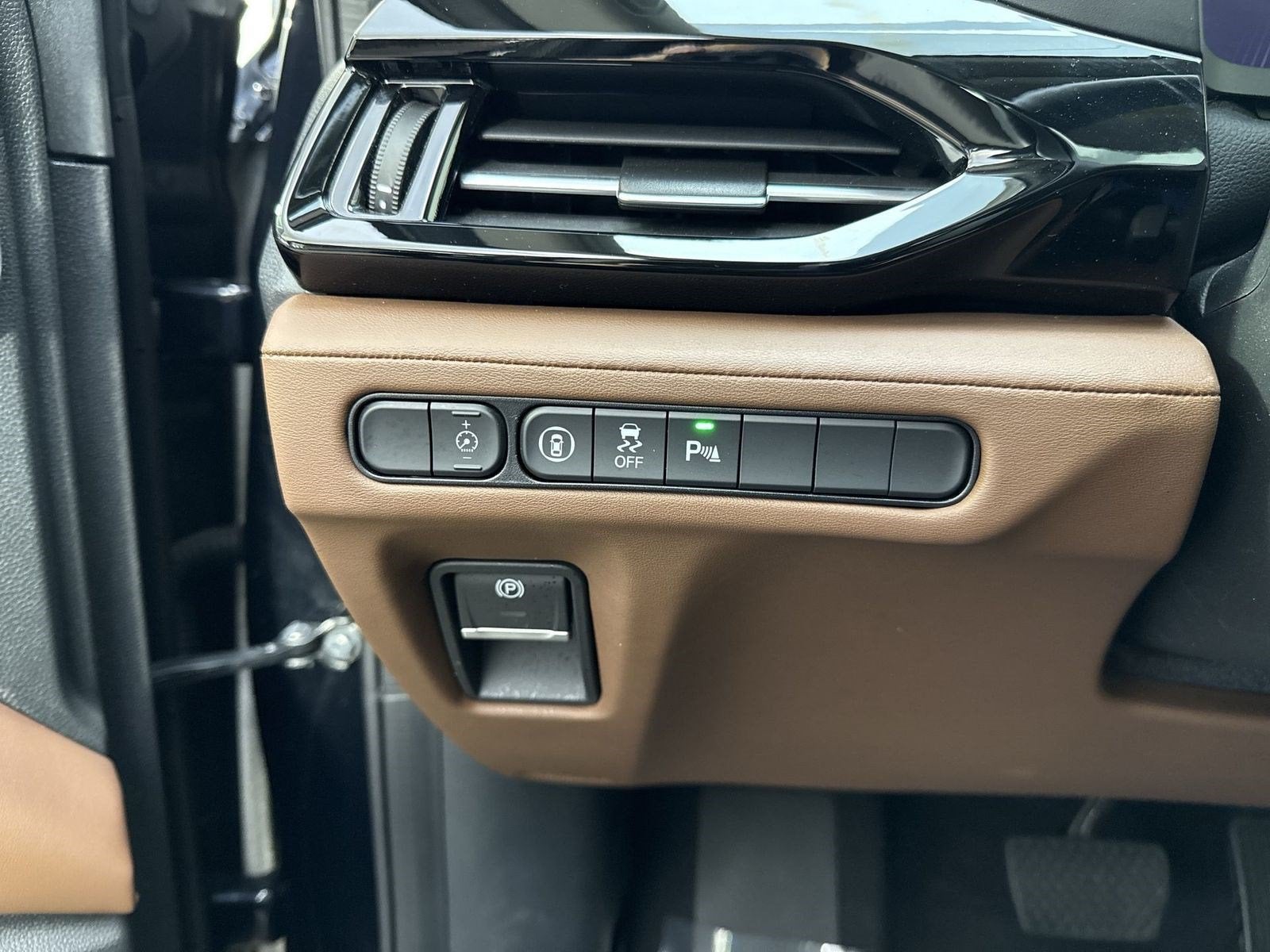 2024 Acura MDX SH-AWD TECH