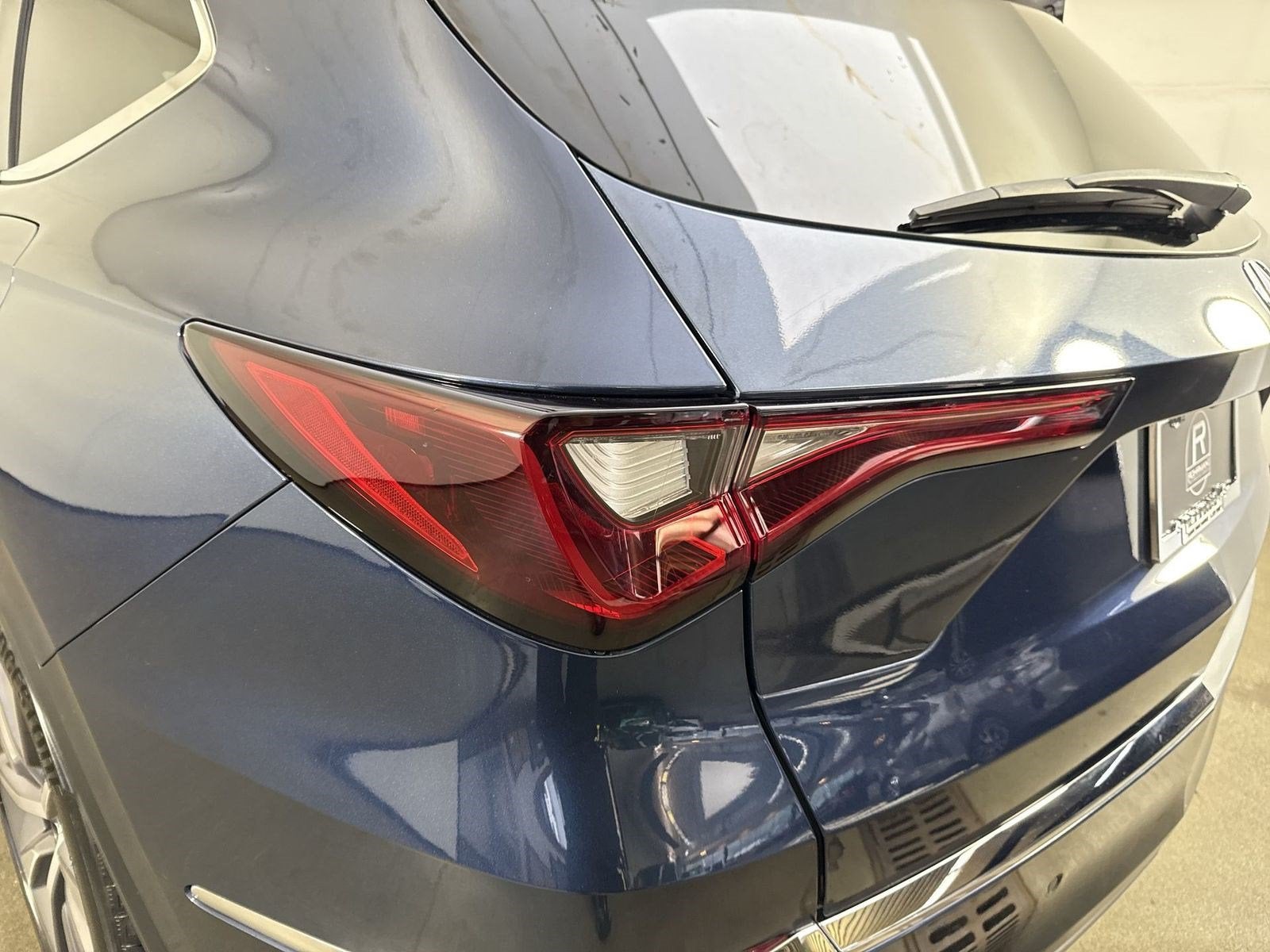 2025 Acura MDX SH-AWD TECH