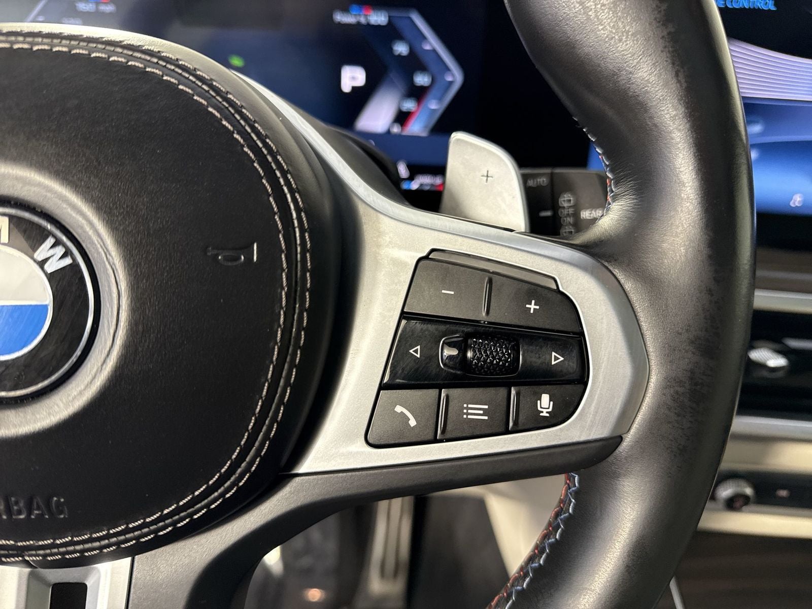 2024 BMW X5 M60i