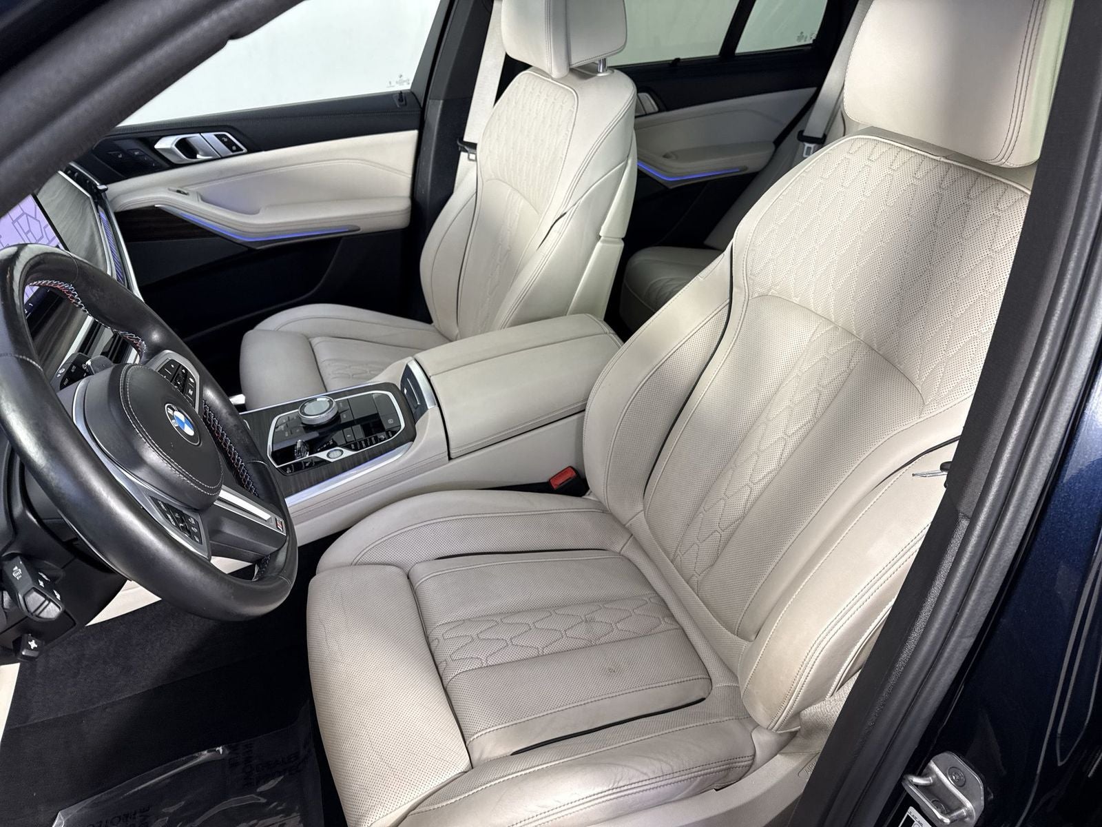 2024 BMW X5 M60i