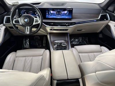 2024 BMW X5 M60i