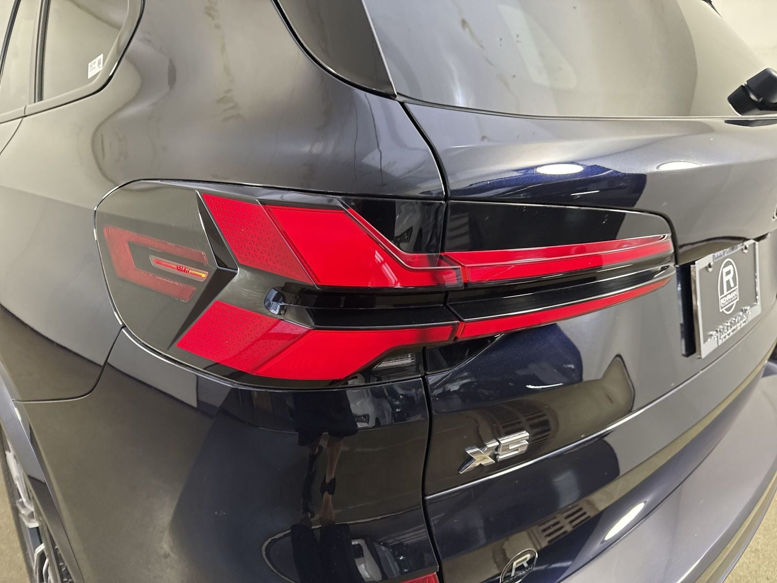 2024 BMW X5 M60i