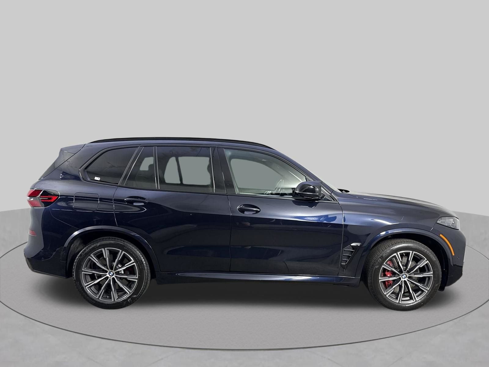 2024 BMW X5 M60i