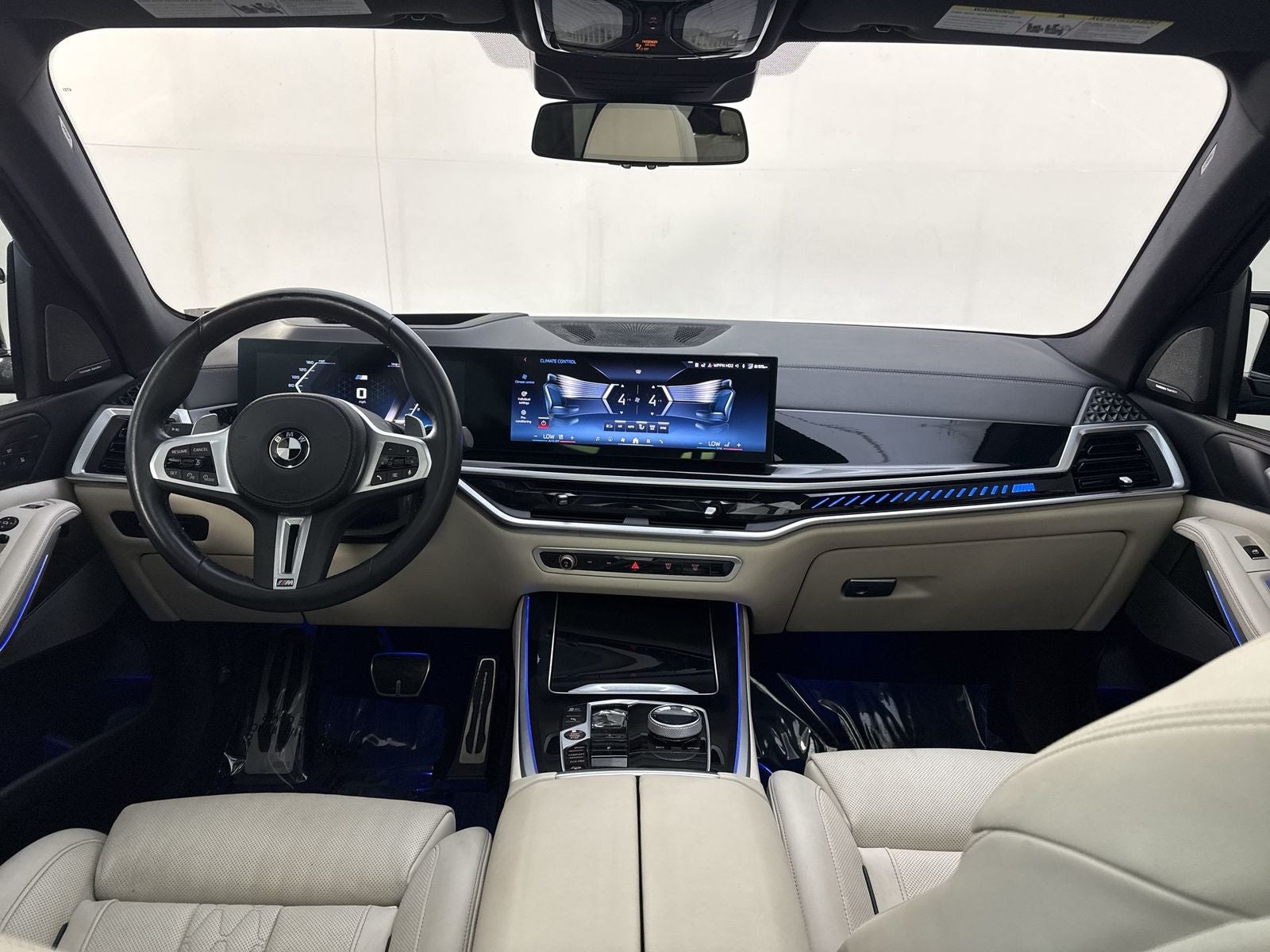 2024 BMW X5 M60i
