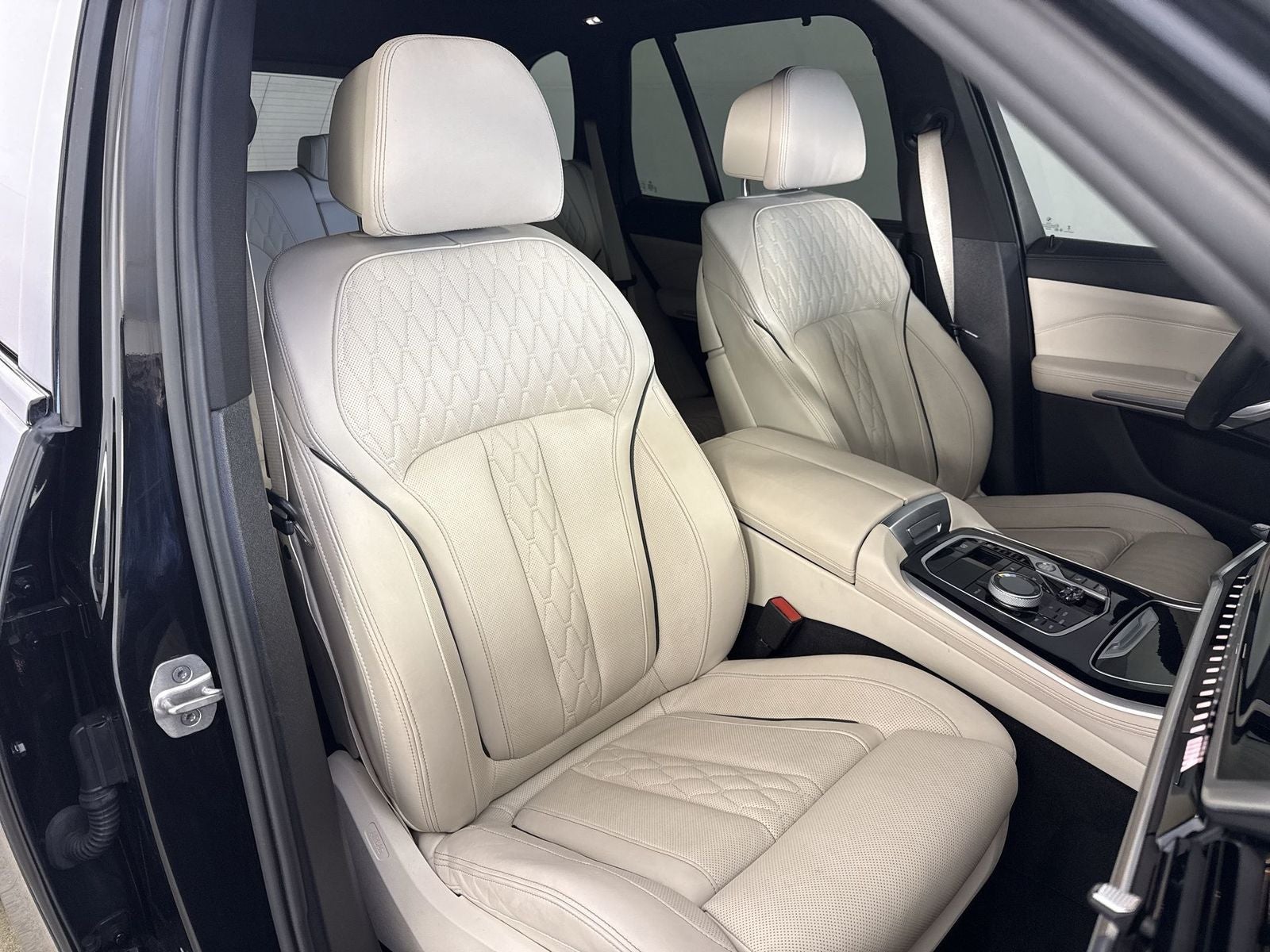 2024 BMW X5 M60i