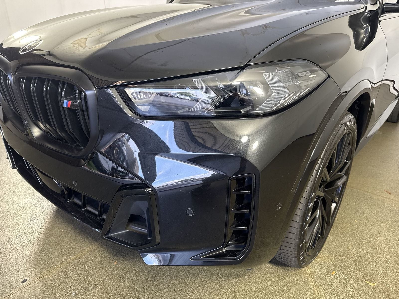 2024 BMW X5 M60i