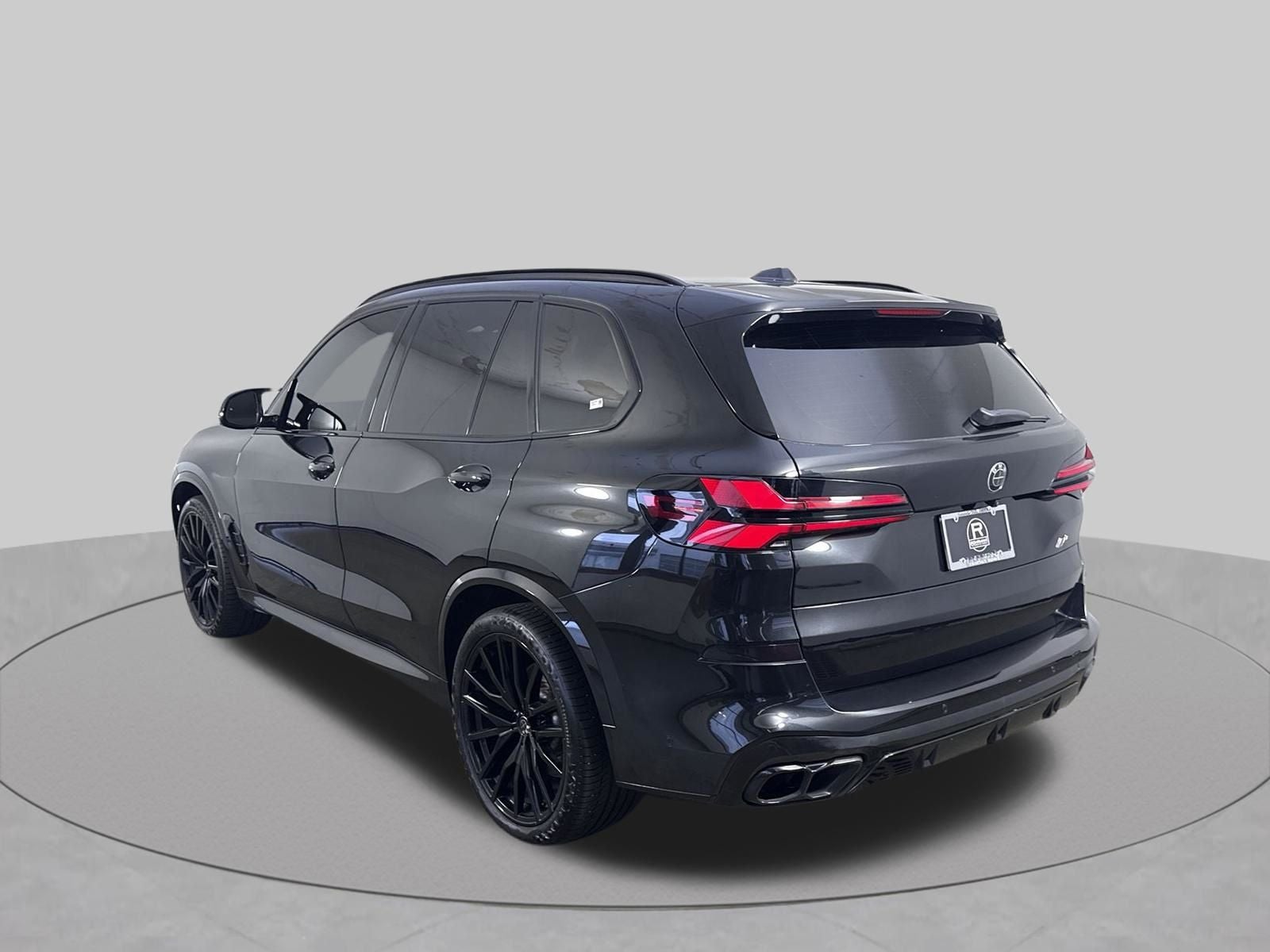 2024 BMW X5 M60i