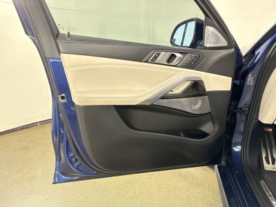 2023 BMW X6 M50i