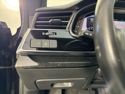 2019 Audi Q8 Premium
