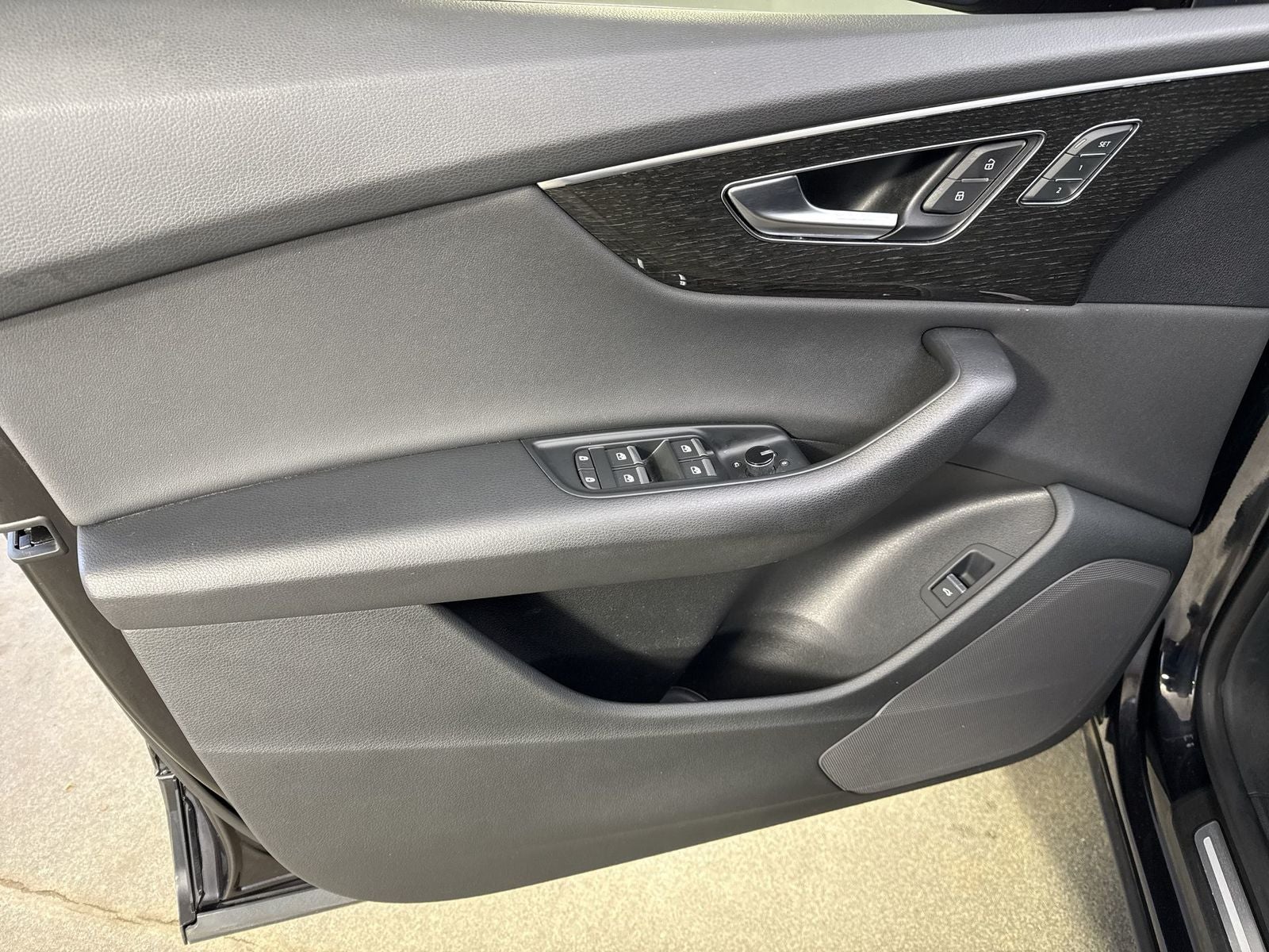 2019 Audi Q8 Premium
