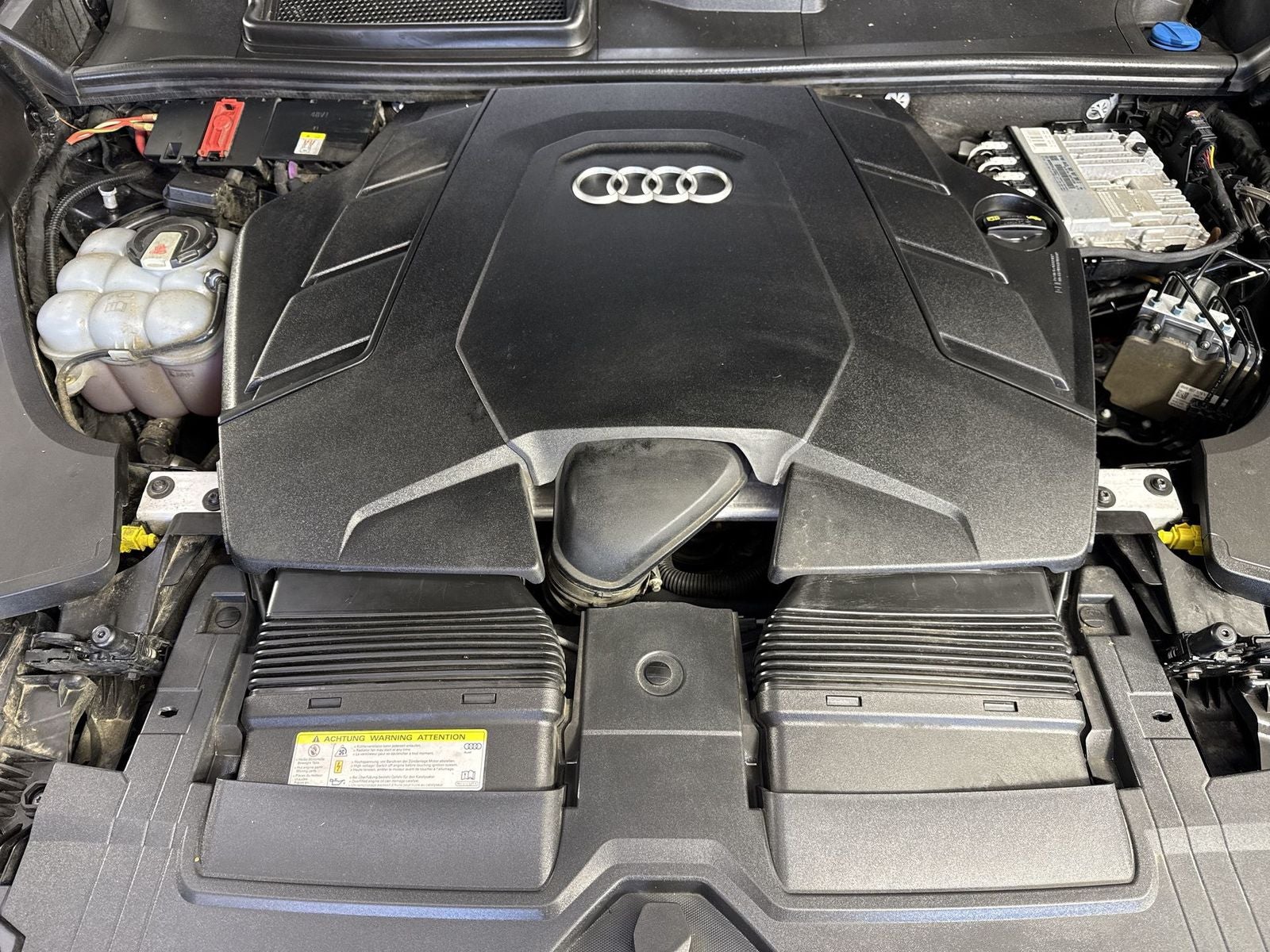 2019 Audi Q8 Premium