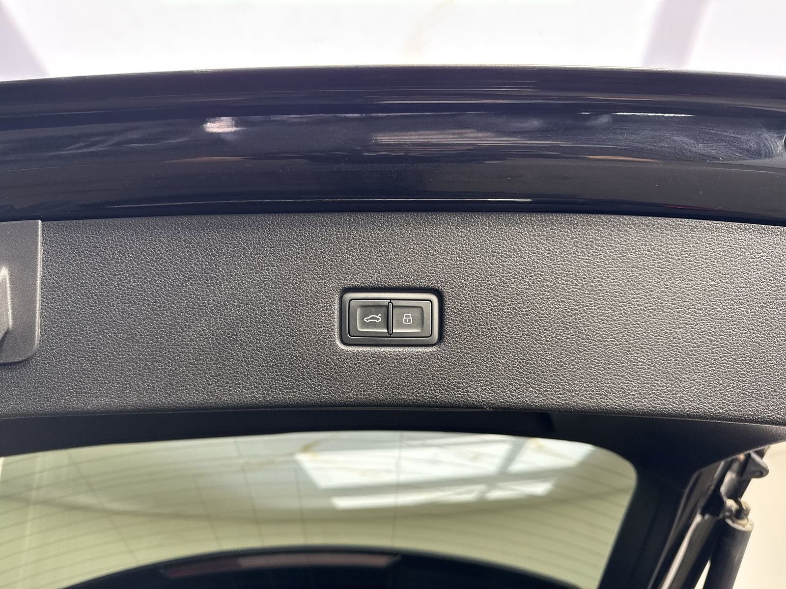 2019 Audi Q8 Premium