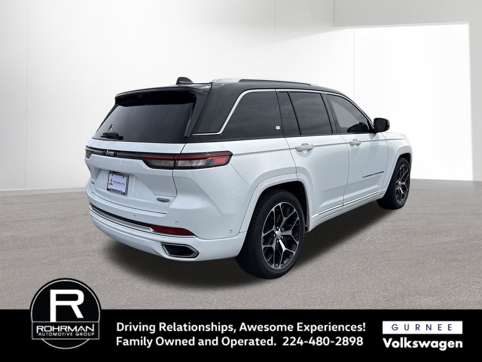 2022 Jeep Grand Cherokee Summit
