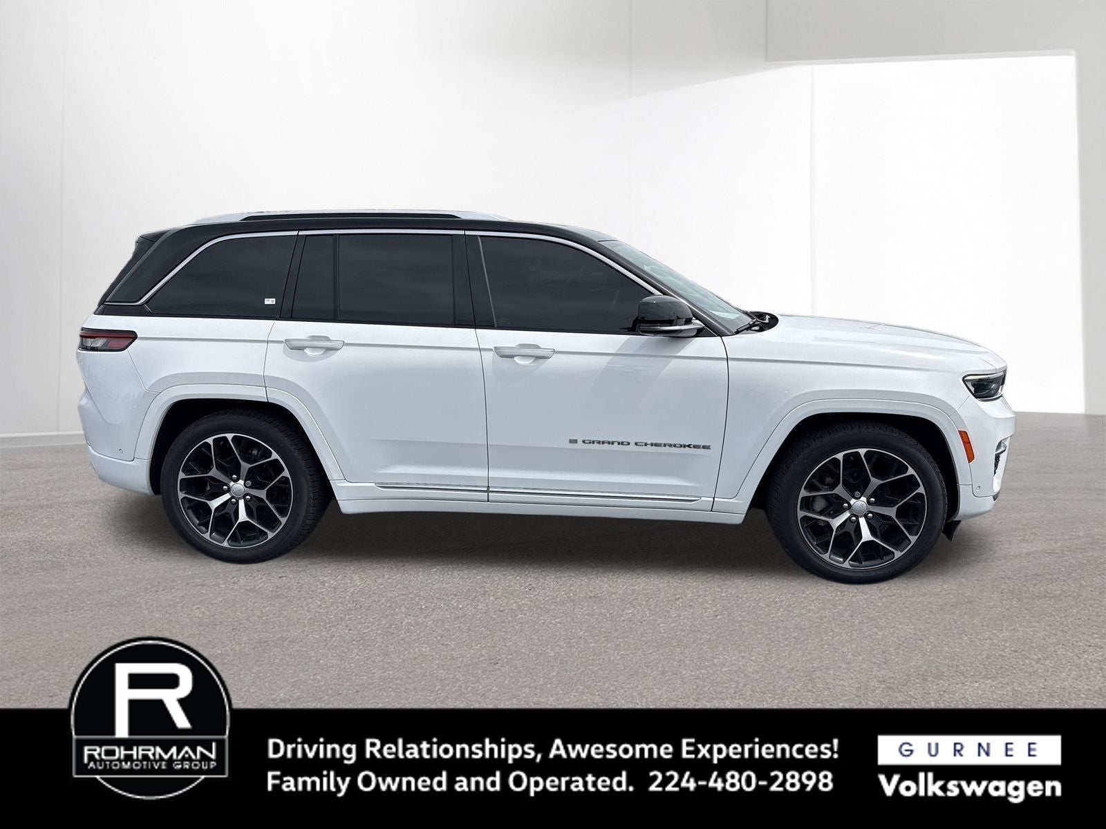 2022 Jeep Grand Cherokee Summit