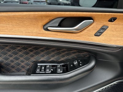 2022 Jeep Grand Cherokee Summit