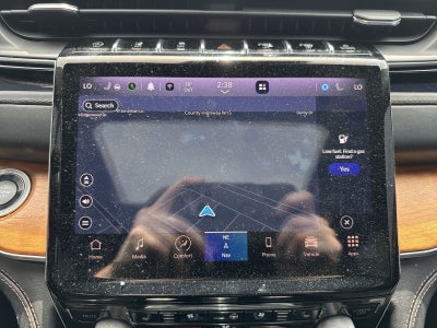 2022 Jeep Grand Cherokee Summit