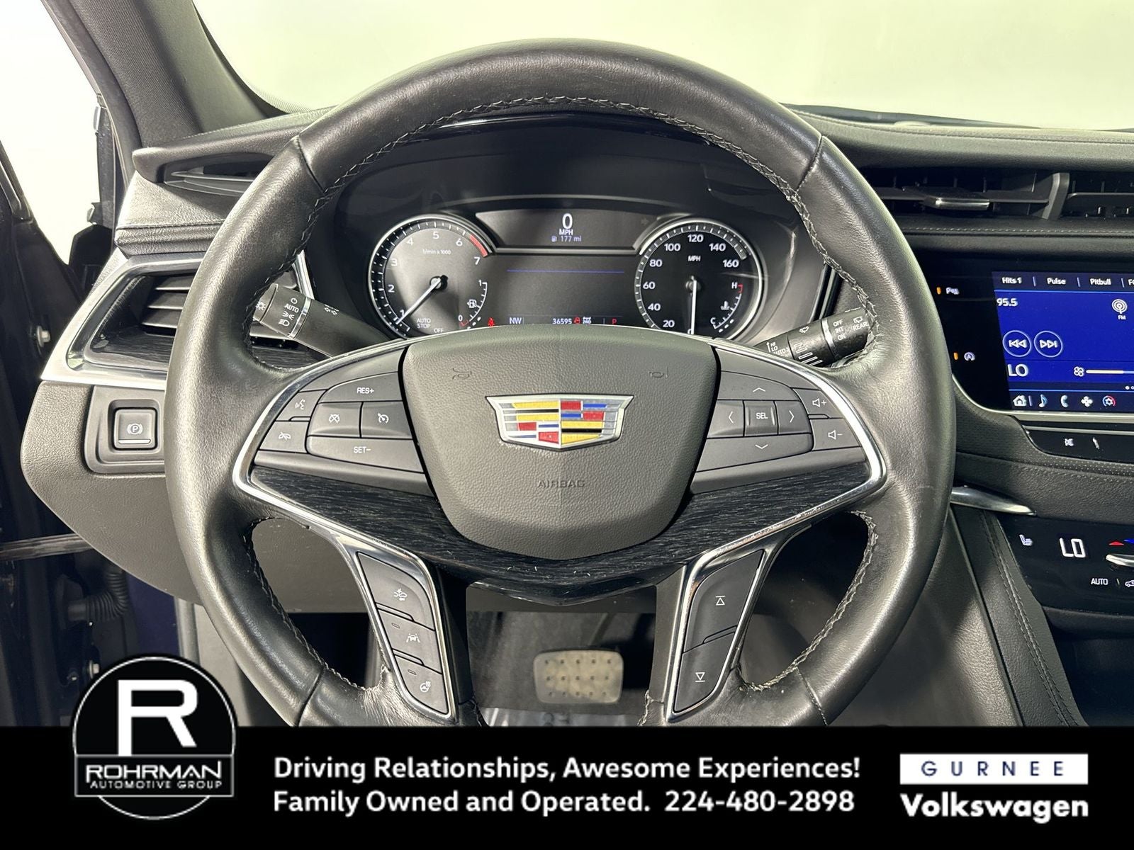 2022 Cadillac XT5 Premium Luxury